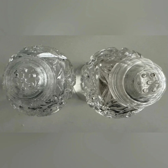 Vintage Crystal Salt & Pepper Shakers 7 inch formal dinner holidays party class - Picture 4 of 4
